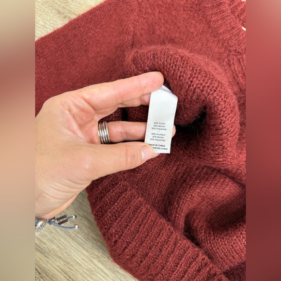 Cinq a Sept Womens Causal Fluffy Knits Sweater Cozy Red Crop Small Designer - Picture 6 of 9